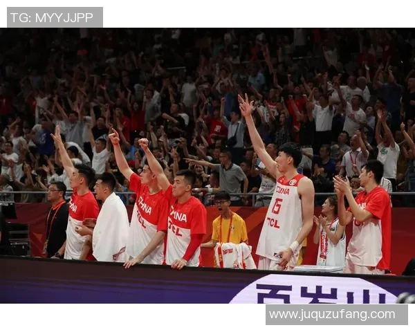 武汉篮球队在世界杯预选赛中以98分高居榜首展现强劲实力