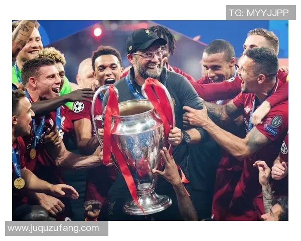 外国足球明星秀展现全球球星风采与精彩瞬间的盛宴 外国足球明星秀展现全球球星风采与精彩瞬间的盛宴